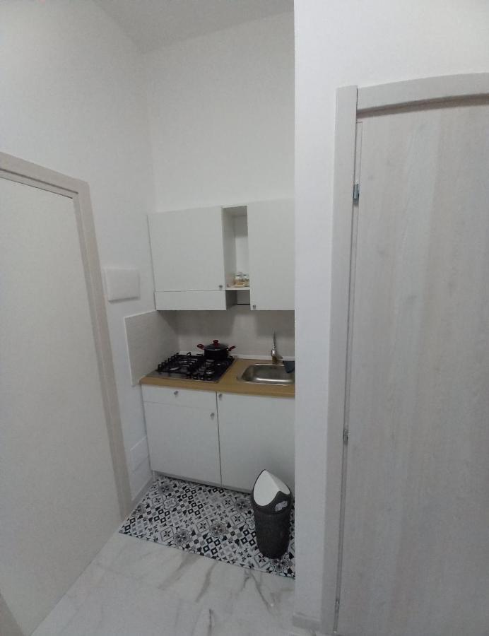 Giorgia 1 Apartment Кампофеличе ди Рокела Екстериор снимка